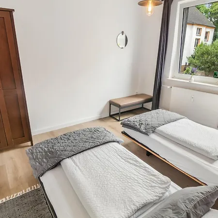Ruhige Und Gemuetliche Mit Balkon *