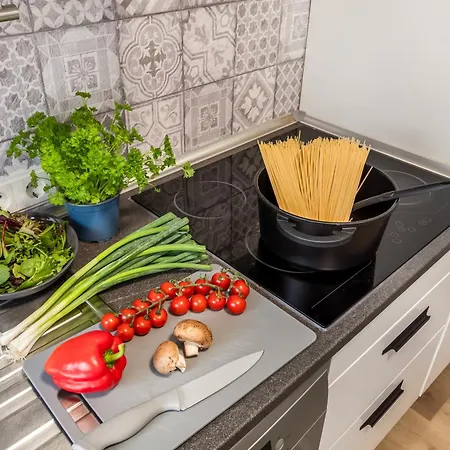 شقة Neu Ruhige Und Gemuetliche Mit Balkon