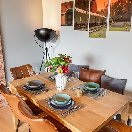 Neu Ruhige Und Gemuetliche Mit Balkon 哈根